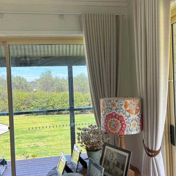 Maximising Comfort and Efficiency: The Dual Benefits of Smart Window Furnishings