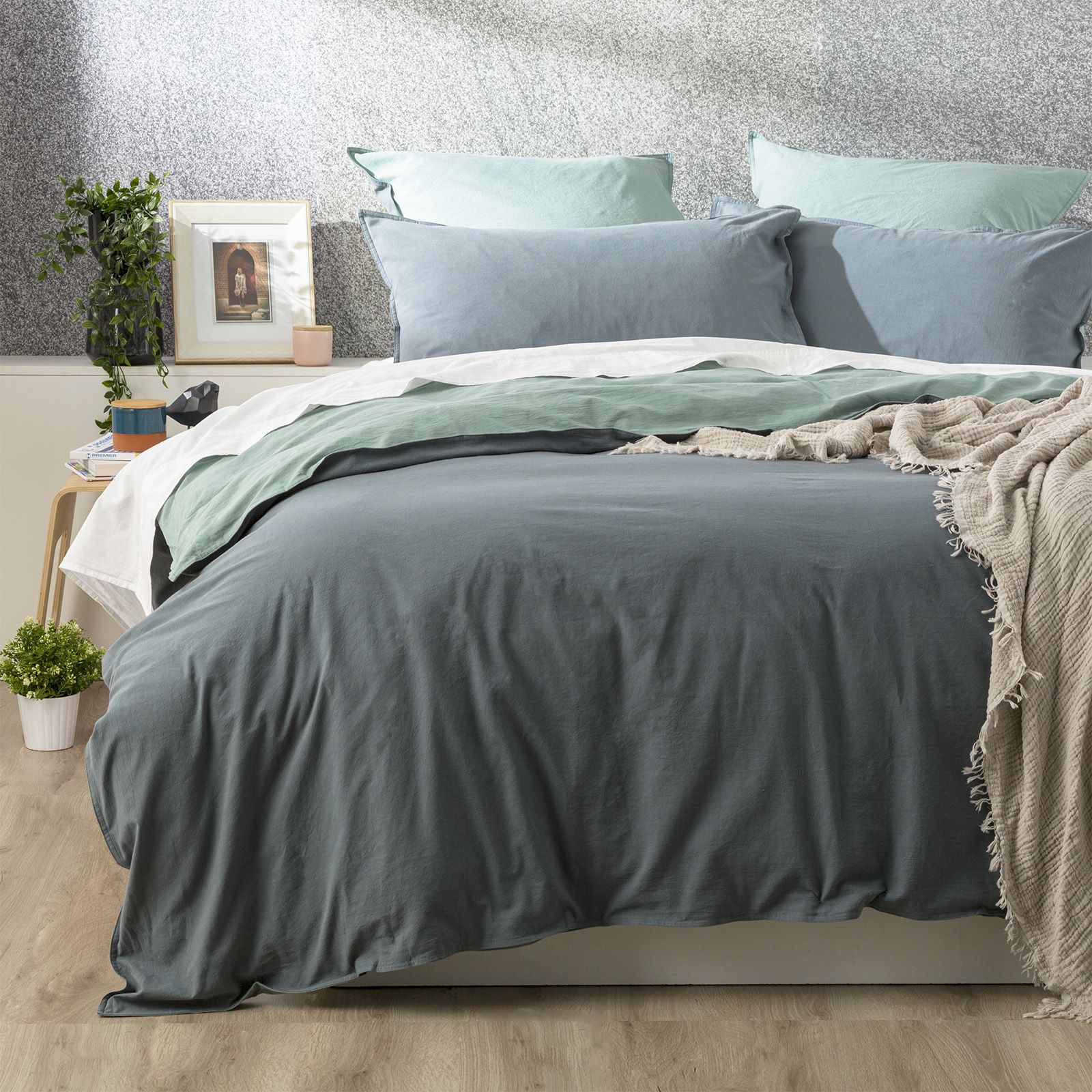 Vintage Stone Washed Reversible Quilt Cover Set QUEEN