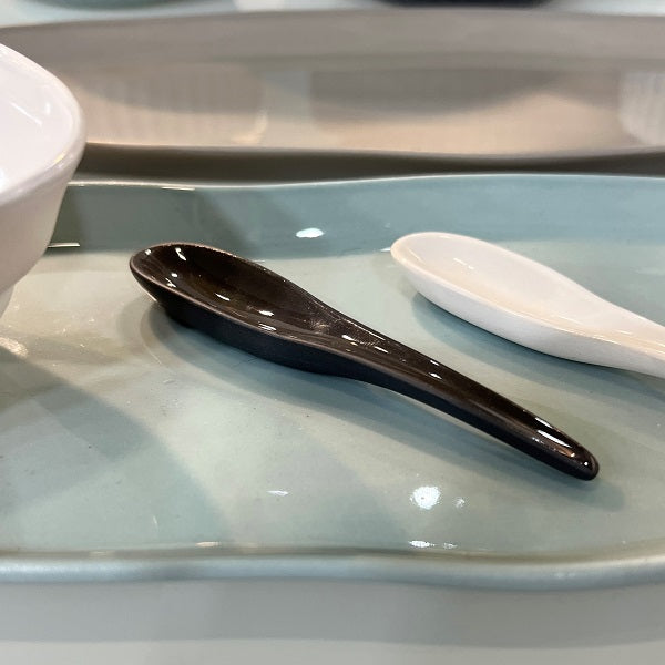 Serving Spoon Flax