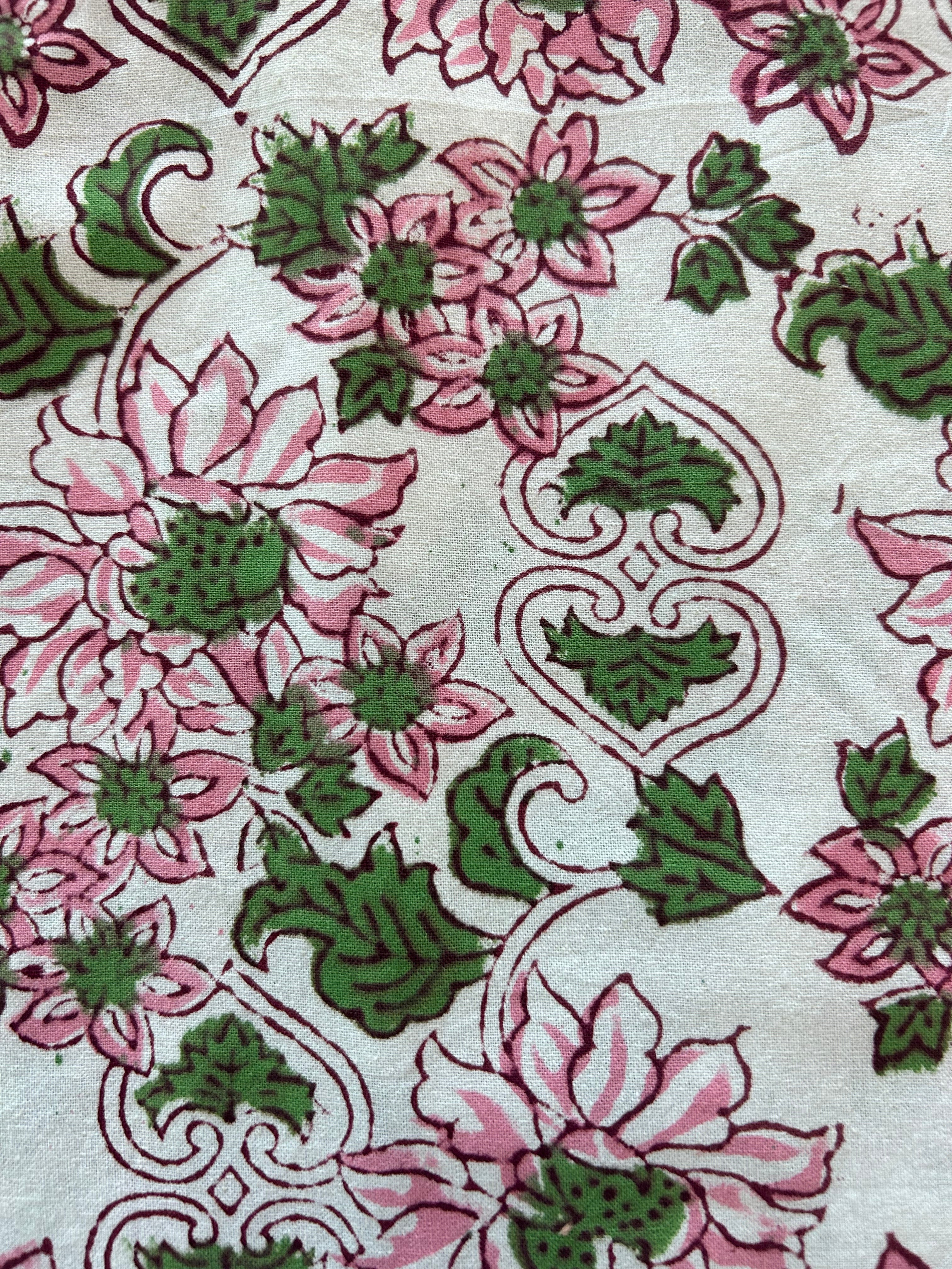 Round Table Cloth 170cm Jasmine