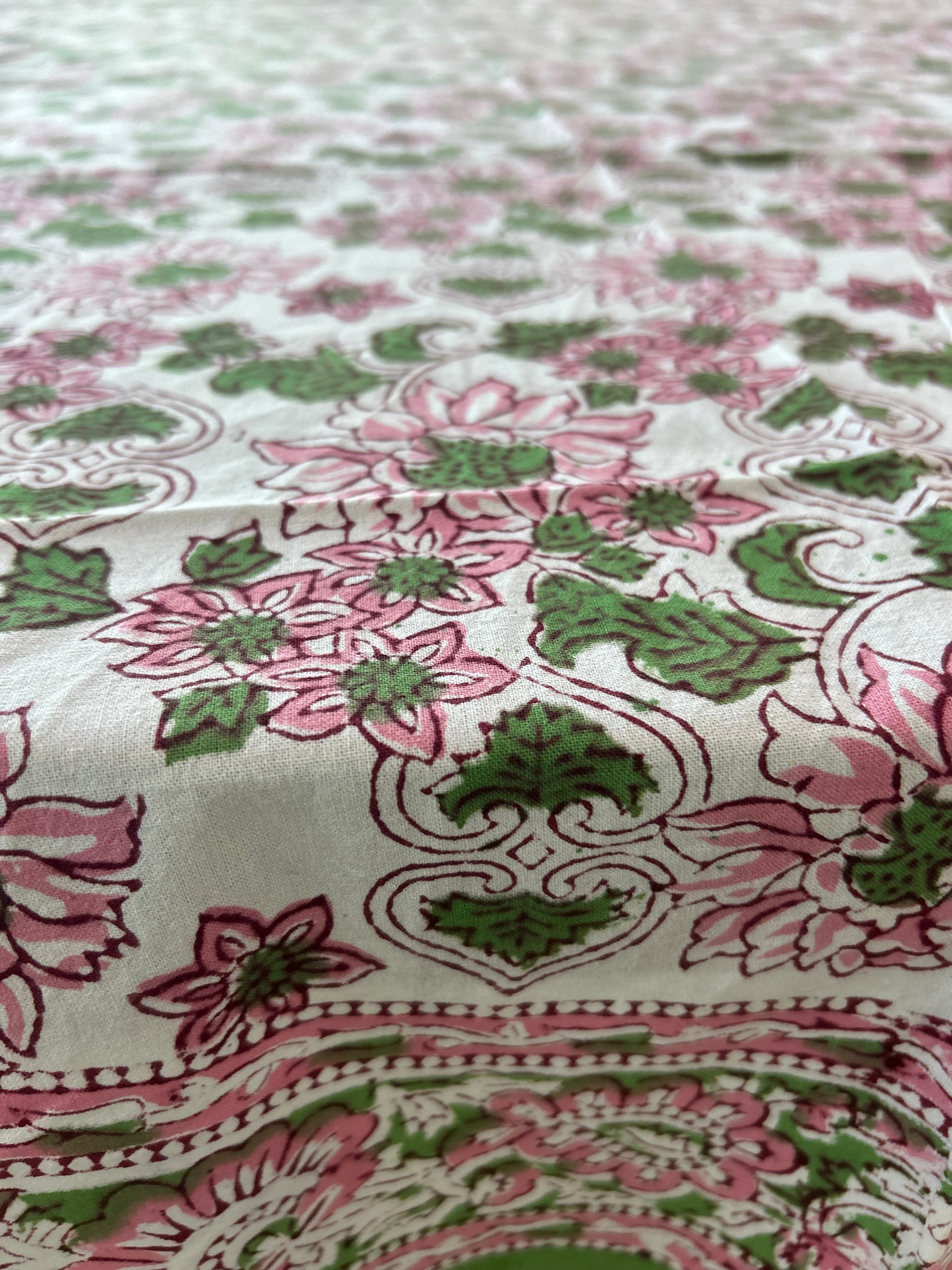 Round Table Cloth 170cm Jasmine