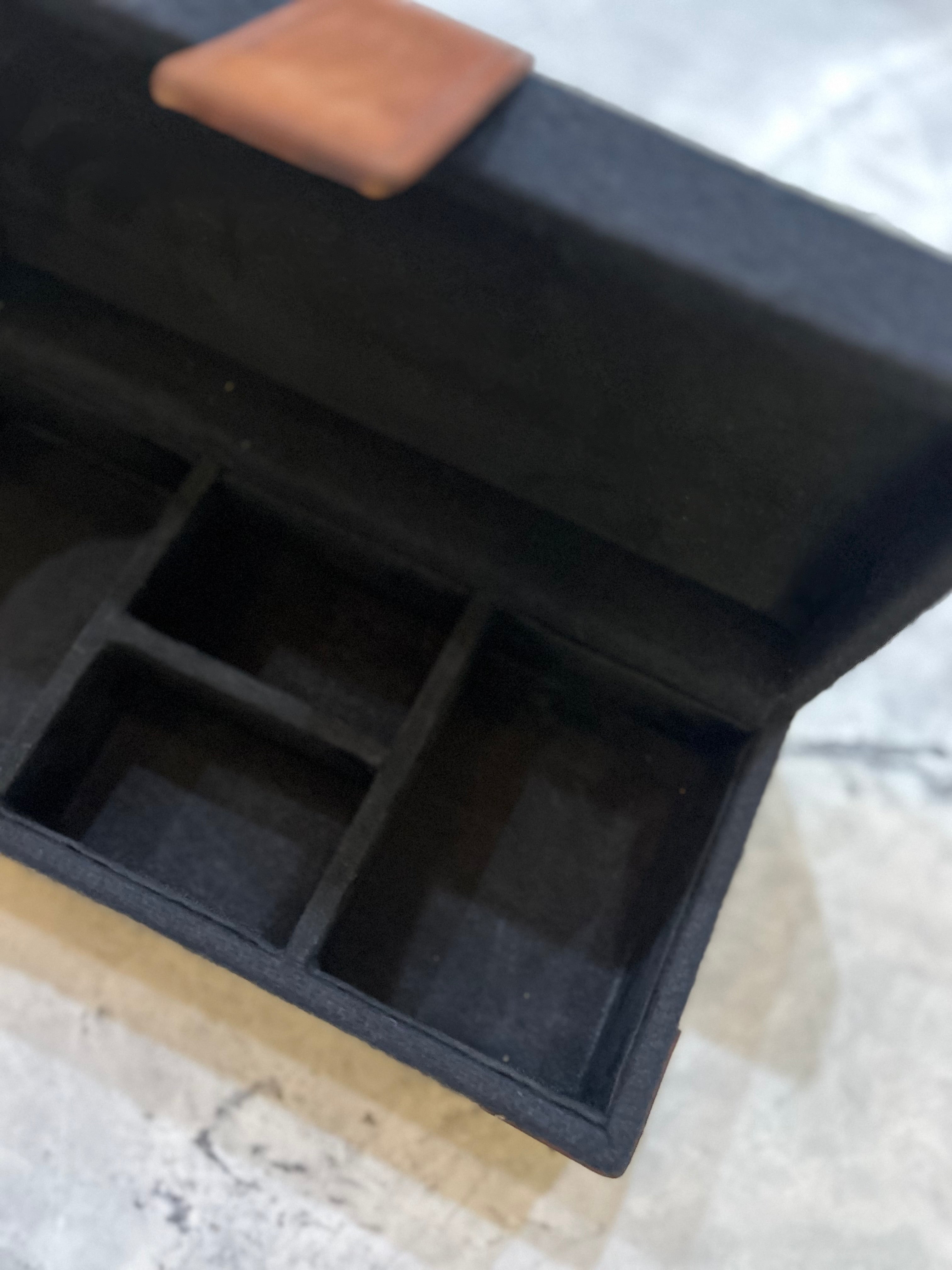 Scottie Gentleman's Felt Box