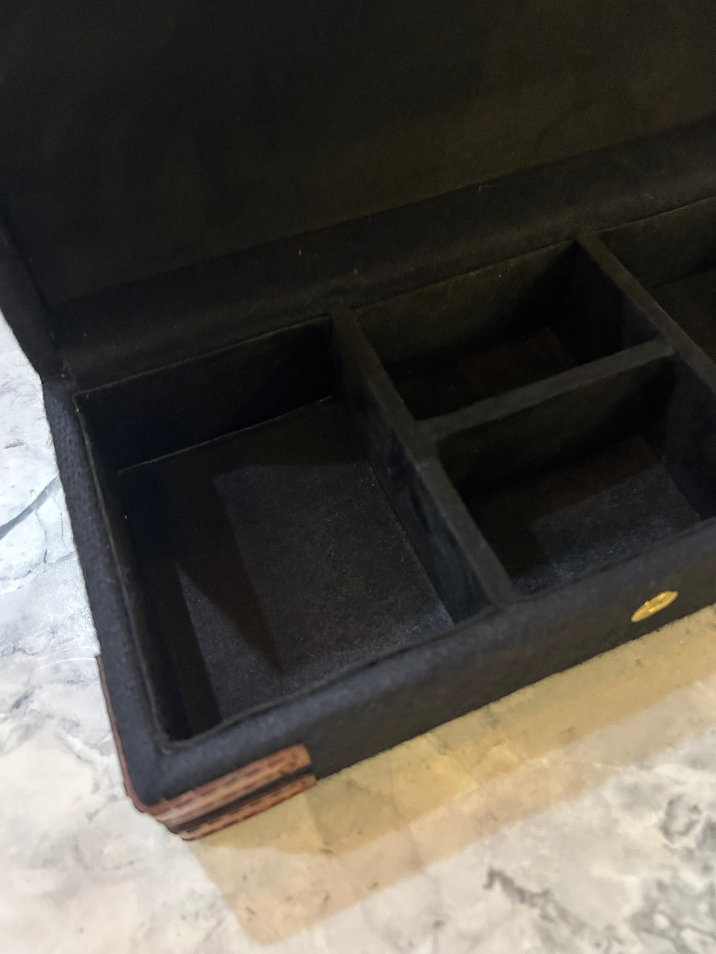 Scottie Gentleman's Felt Box