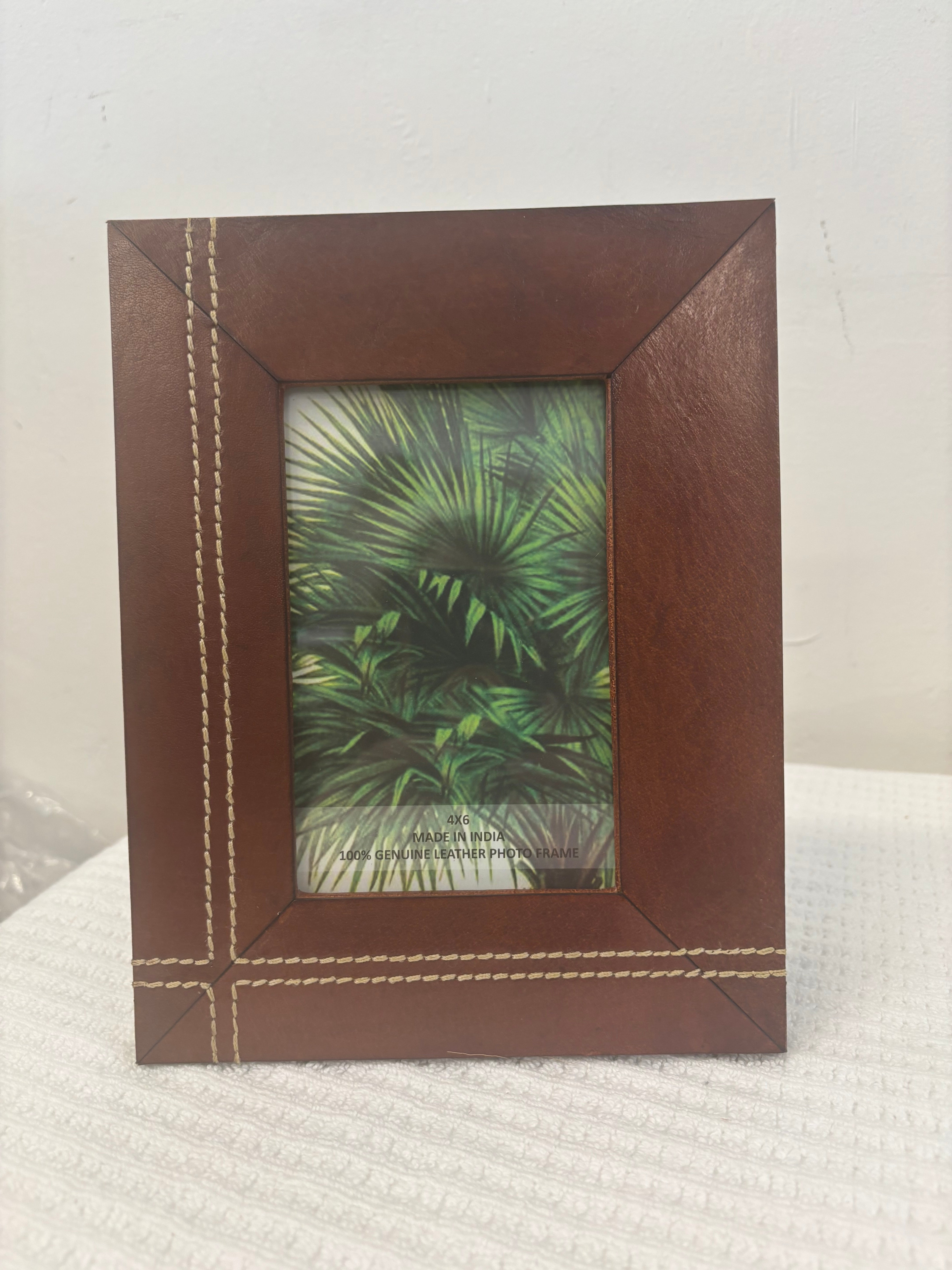 Leather Feature stitch Photo frame