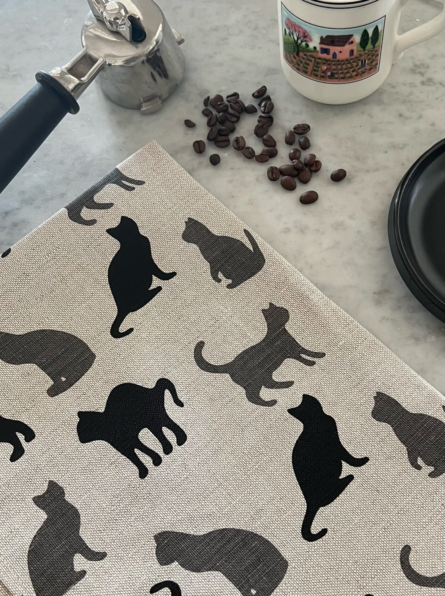 Tea Towel Shadow Cats