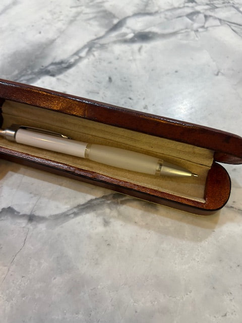 Leather Pen Holder