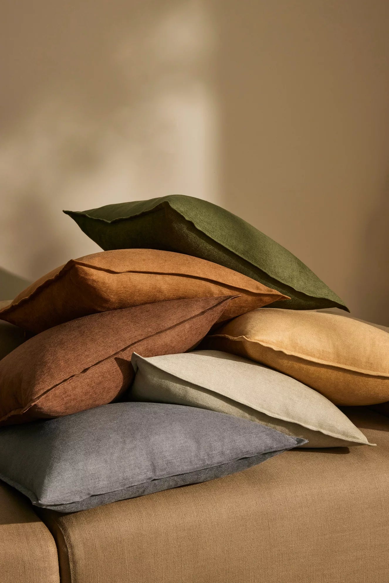 Fiore 50x50 Olive Cushion