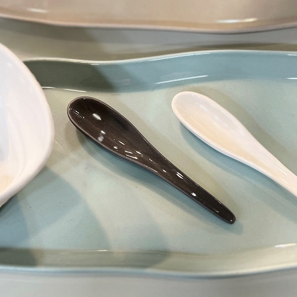Serving Spoon Flax
