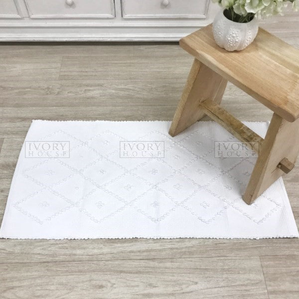Portuguese Bathmat White