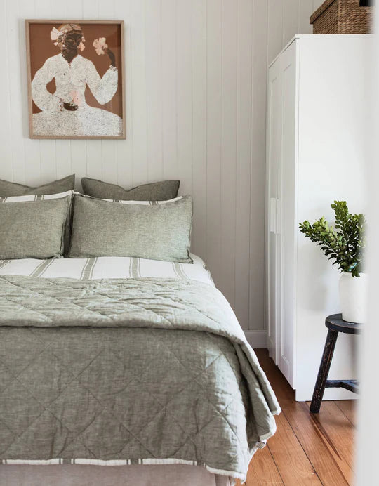 Salt Living Linen King Sheet Set - Kelp